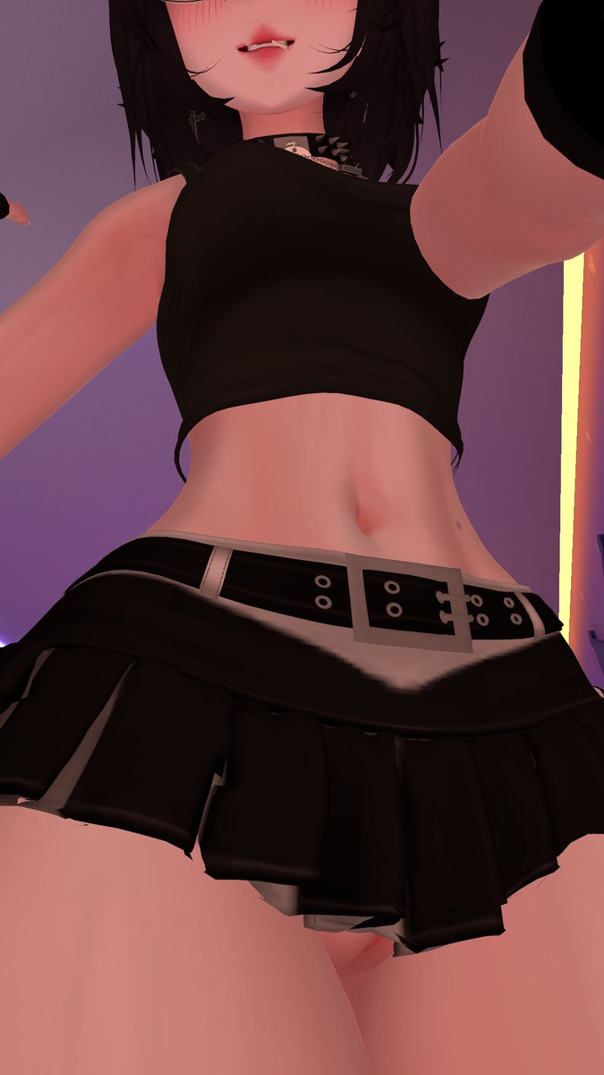 Moonsickness00's tweet photo. Como les gusto mas en vrchat o irl?

#nsfwtwtًً https://t.co/mZsKeY7reP