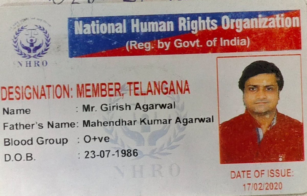DailyDeccan's tweet image. #Hyderabad: Goshamahal Police booked Girish Kumar Agarwal and others for illegally using a siren, fake VIP stickers and misbehaving with cops. White Toyota Fortuner TS 09 FP 5004 seized, one accused absconding.