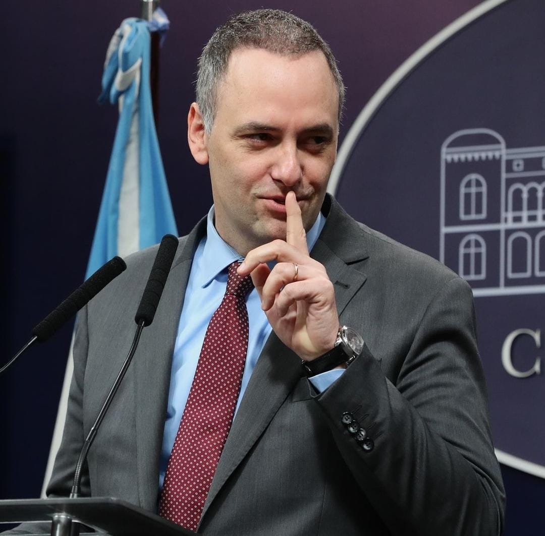 Elmu tweet media