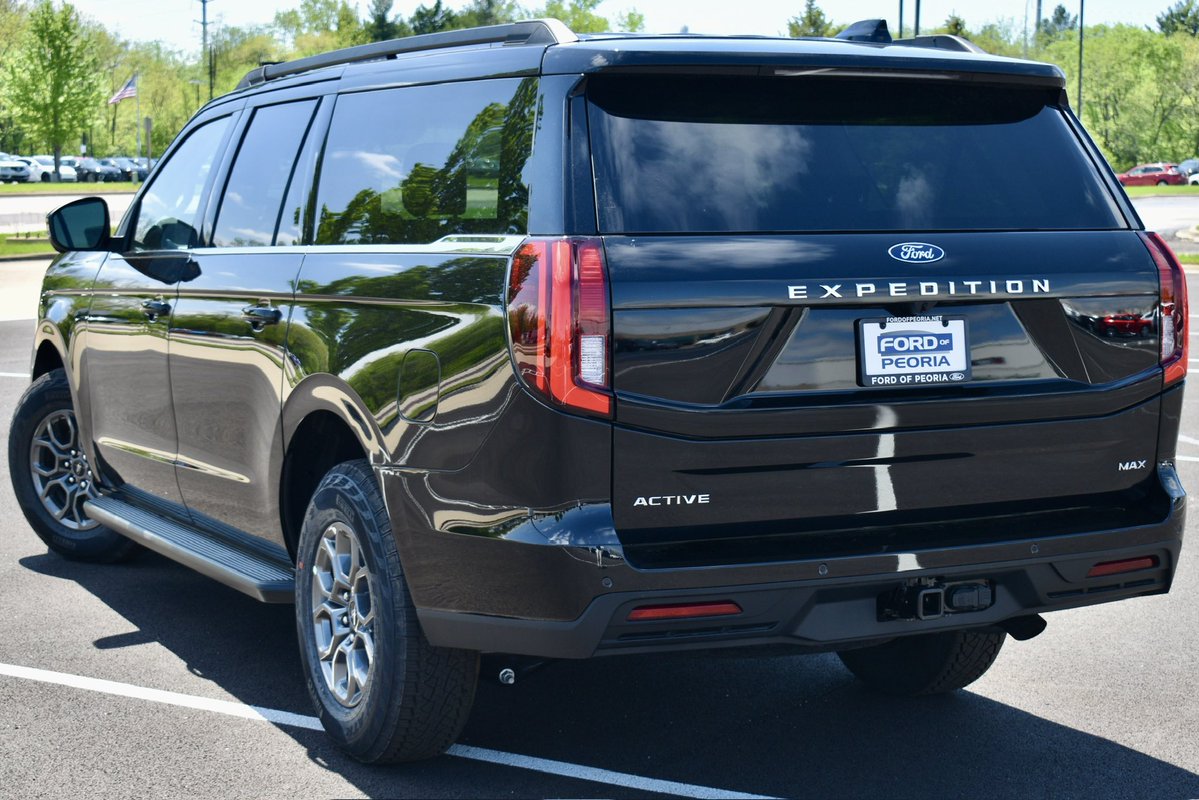 FordOfPeoria's tweet image. 🚙 2026 Ford Expedition Active is here!

Twin-turbo 3.5L V6, fully redesigned inside &amp;amp; out, premium leather, and smart Active trim features.

Huge space + strong towing = perfect for families, trips, and everyday hauling.

#FordExpedition #PeoriaFord #SUVLife #FamilyAdventure