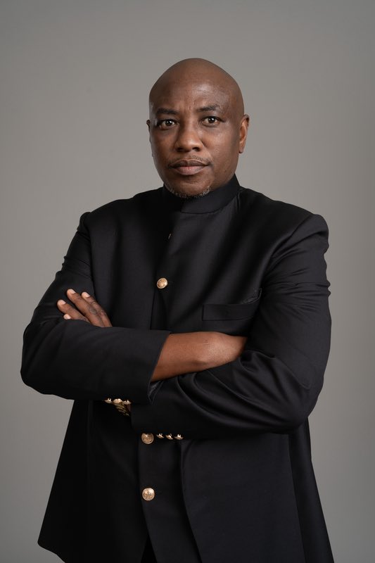 Jabu_Macdonald's tweet photo. The sooner Musa Mseleku realizes that material things will never make his wives forget what he has done to them, the better.

He has emotionally abused and vilified his wives, yet he still thinks that providing for them will make them forget?

#UthandoNesthembu https://t.co/2YRybxNHOA