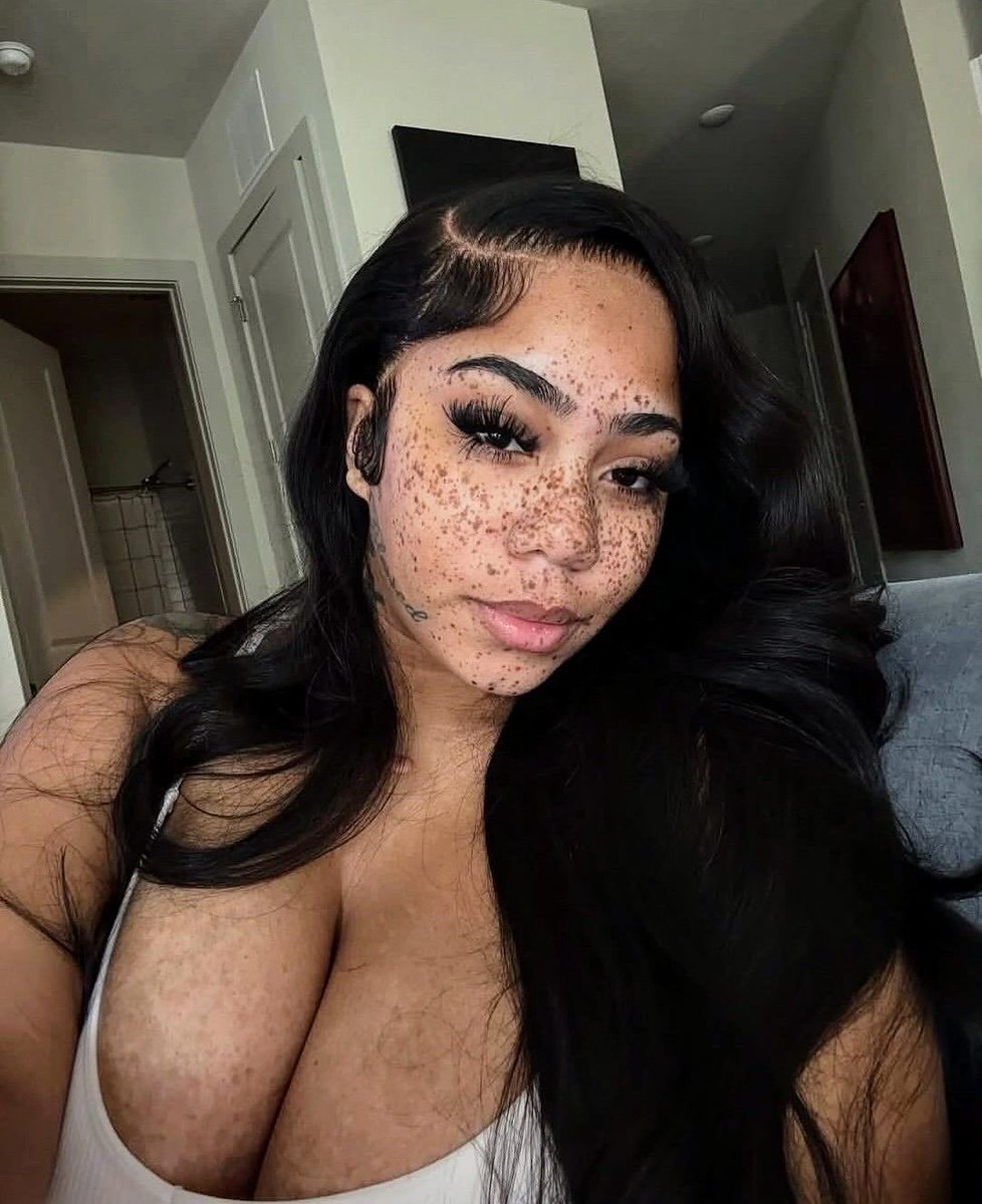𝑃𝑢𝑟𝑒𝑙𝑦 𝑊𝑜𝑚𝑒𝑛. tweet media