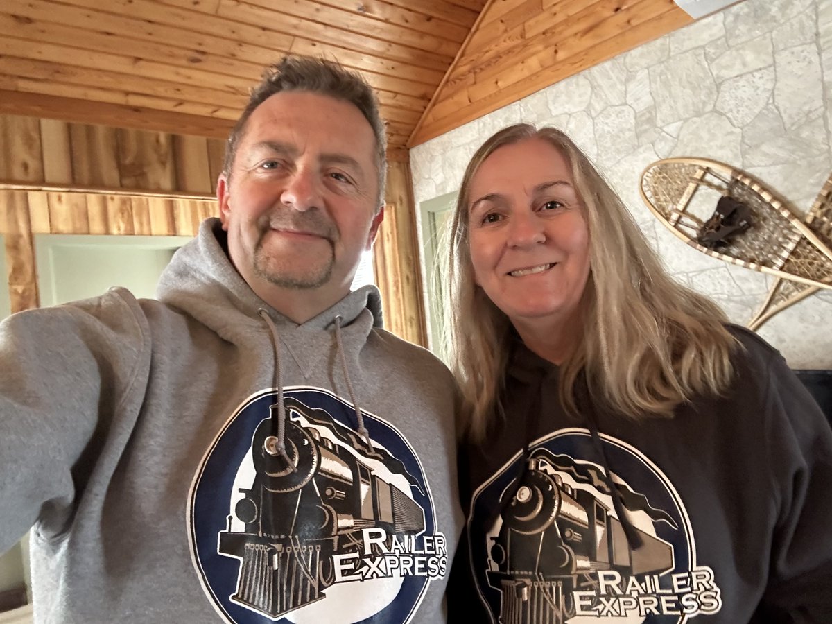 CoachMattyg's tweet photo. Congrats to the Transcona Railer Express on being 2025/26 MMJHL Champs!! https://t.co/FgeEHYLcxr