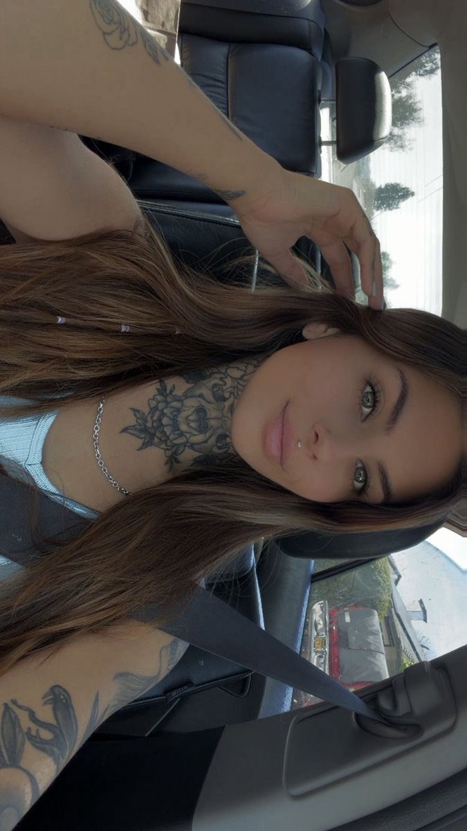 Kiara🕷️🕸️ tweet media