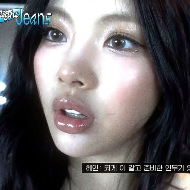 newjeans pics tweet media