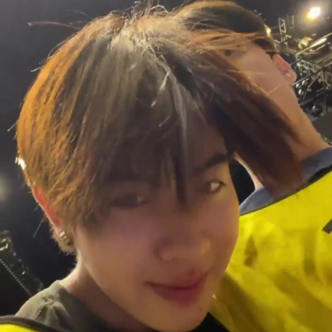 สจ.พายไก่ 🌻🌈🌟 tweet media