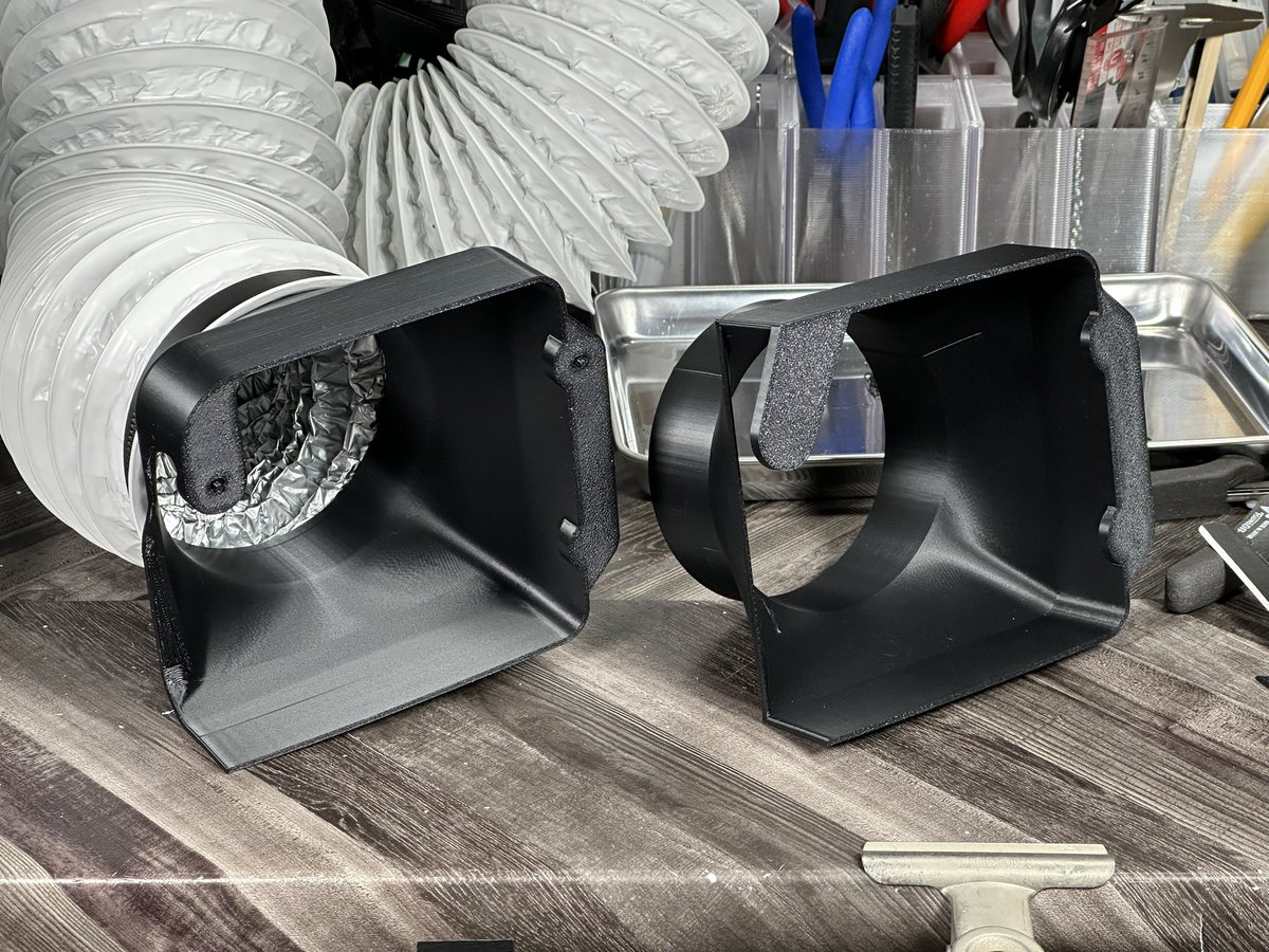 BikeFunJapan's tweet image. 昨日作ったP2S背面プープ出口と排熱メッシュからの自然排気を空気清浄機に向けて逃がすアタッチメントを改良
百均の13mm径のマグネット6つ使用
独自工夫でP2Sの背面にずれないようにカチッとハマるようにした🧐
ノーネジ、ノーグルー
いい感じにできた😄
しばらくこれで試していこう
#P2S #AirPurifier