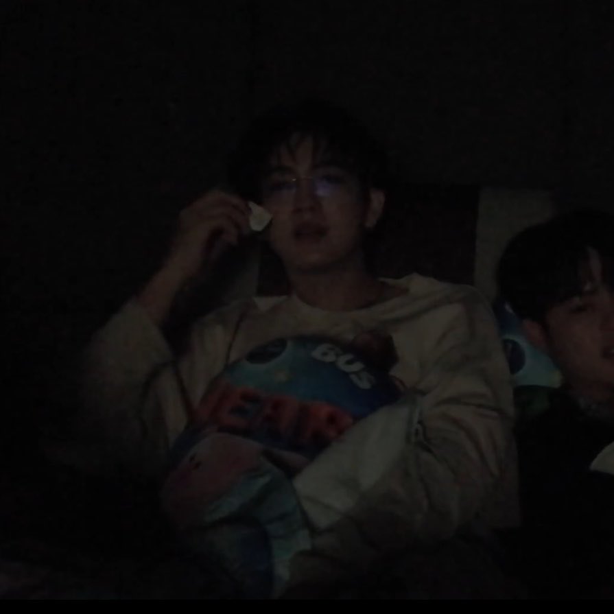 gogi 🍅🥚 tweet media