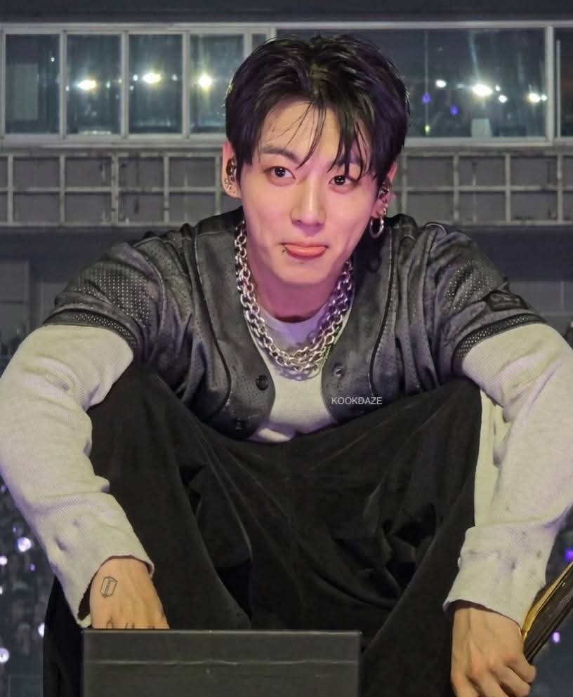 𝗝𝗞 tweet media