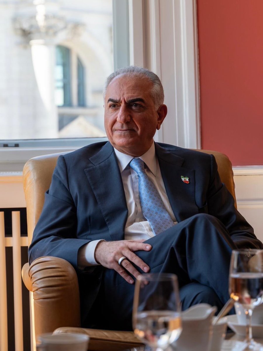 TimBurton tweet media