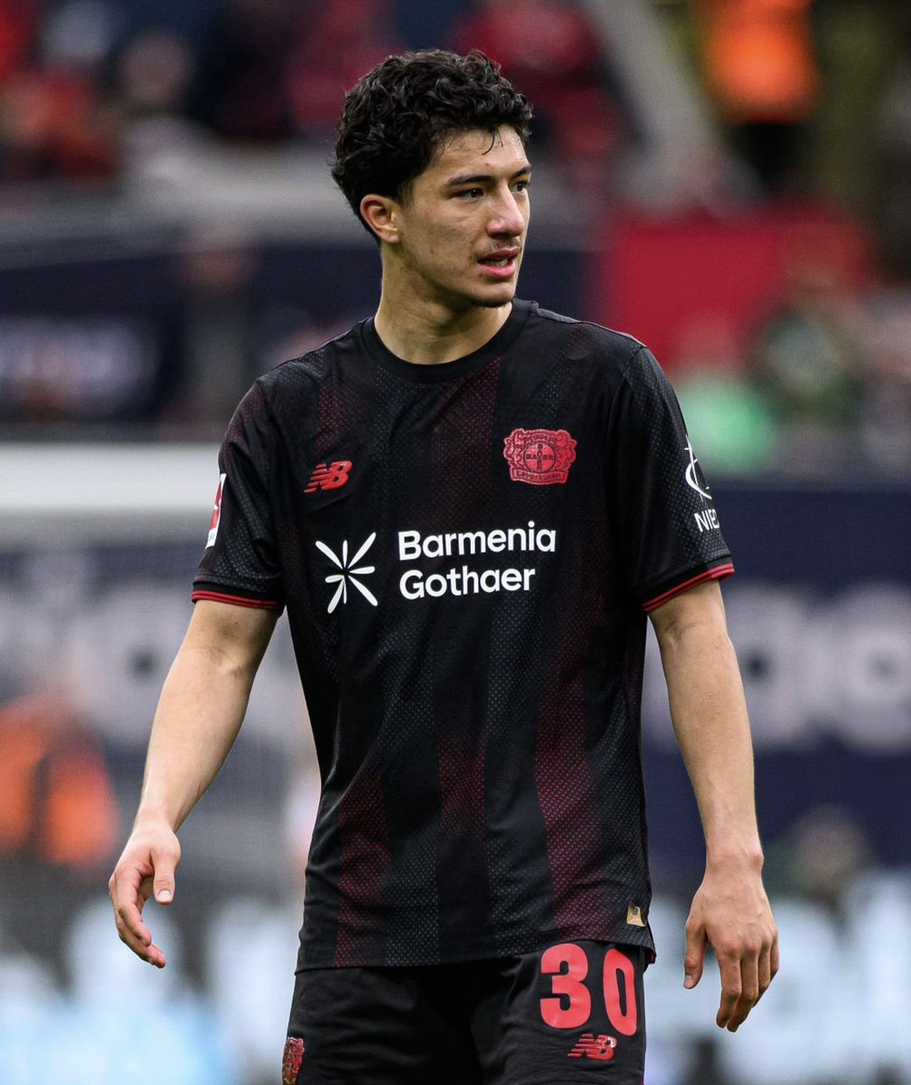 Mohamedyou85246's tweet image. 🔵 La concurrence s’intensifie autour du talent 🇩🇿 Ibrahim Maza 👀🔥

Selon plusieurs sources, plusieurs clubs de Premier League suivent de près le joueur ces dernières semaines et ont manifesté leur intérêt :

#Brighton &amp;amp; Hove Albion 
#Brentford 
#Bournemouth

🗞️@GraemeBailey