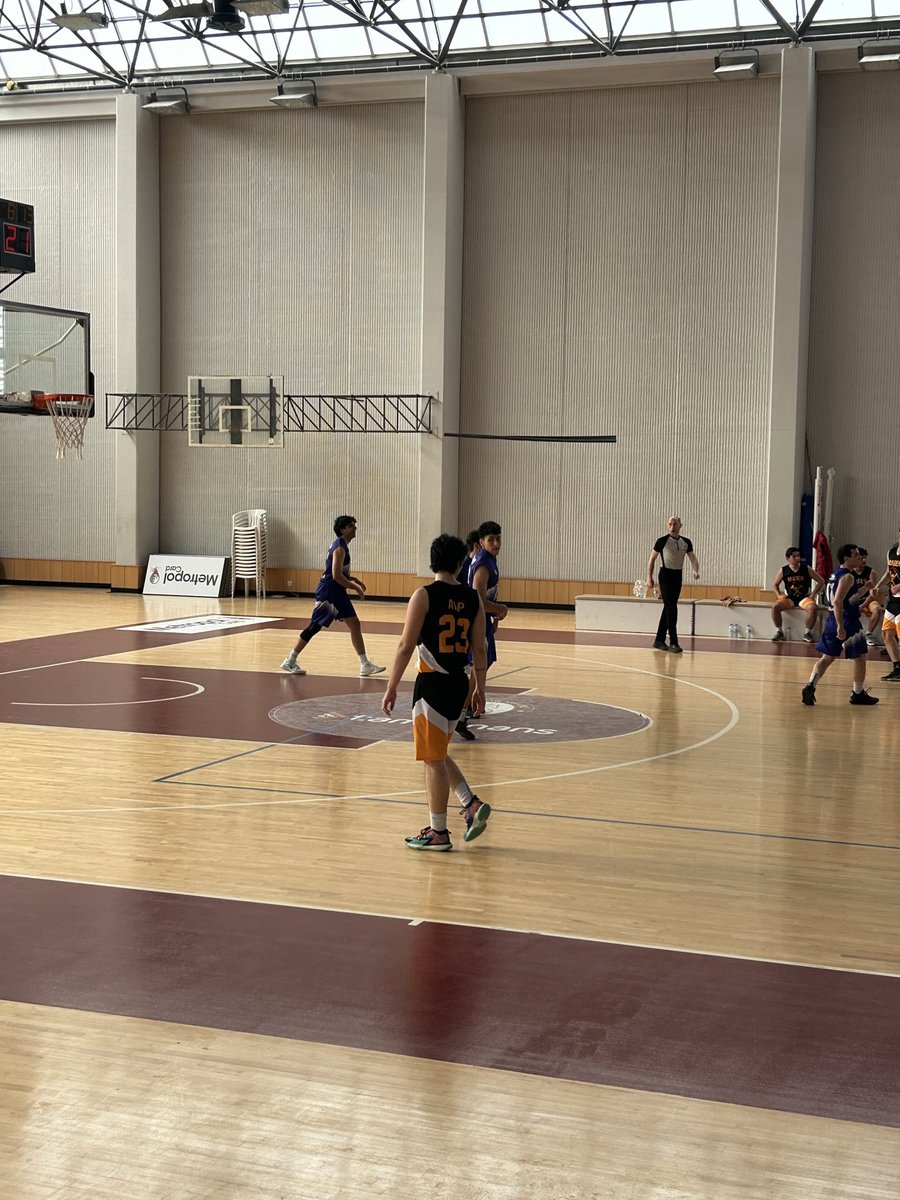 aslı IV tweet media