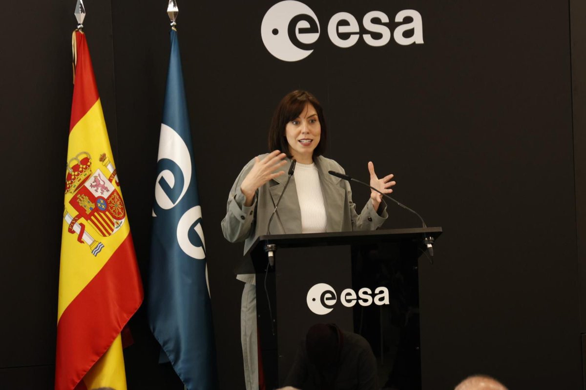 ESA España tweet media