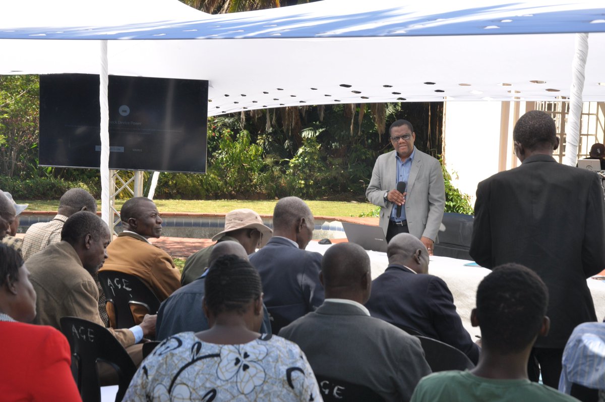 zfu_official's tweet photo. Big decisions start with bold conversations!

The ZFU National Council Meeting brought leaders together to share ideas, align vision, and chart the path forward for farmers across Zimbabwe.
These gatherings aren’t just meetings they’re where strategy turns into action. https://t.co/lS7RMUfgh0