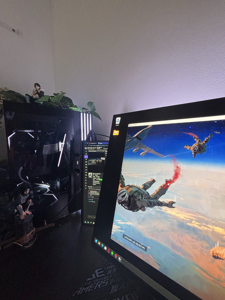 Raphoturk's tweet image. En live venez vite 

m.twitch.tv/zarithii/home

#stream #twitch #live #warzone