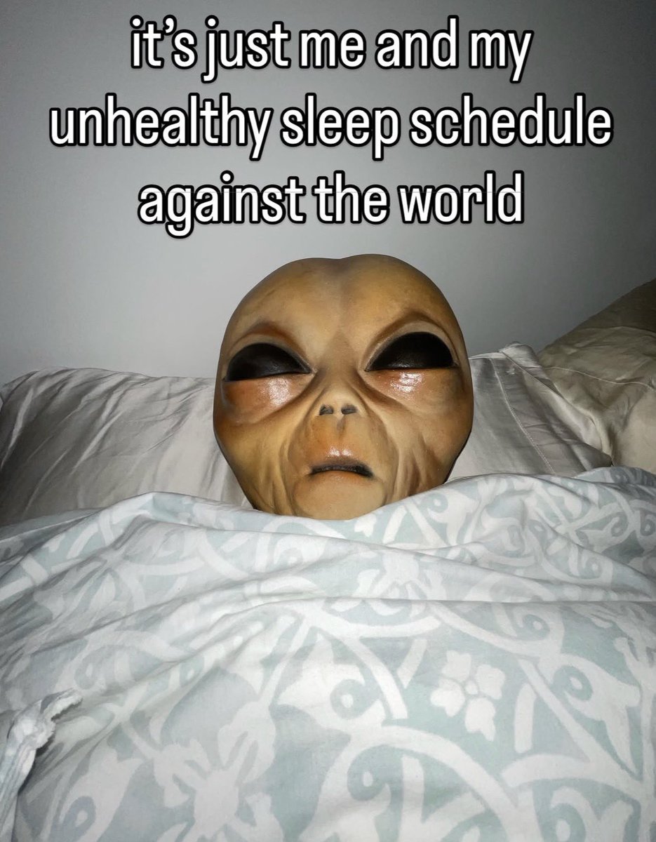 introvert tweet media