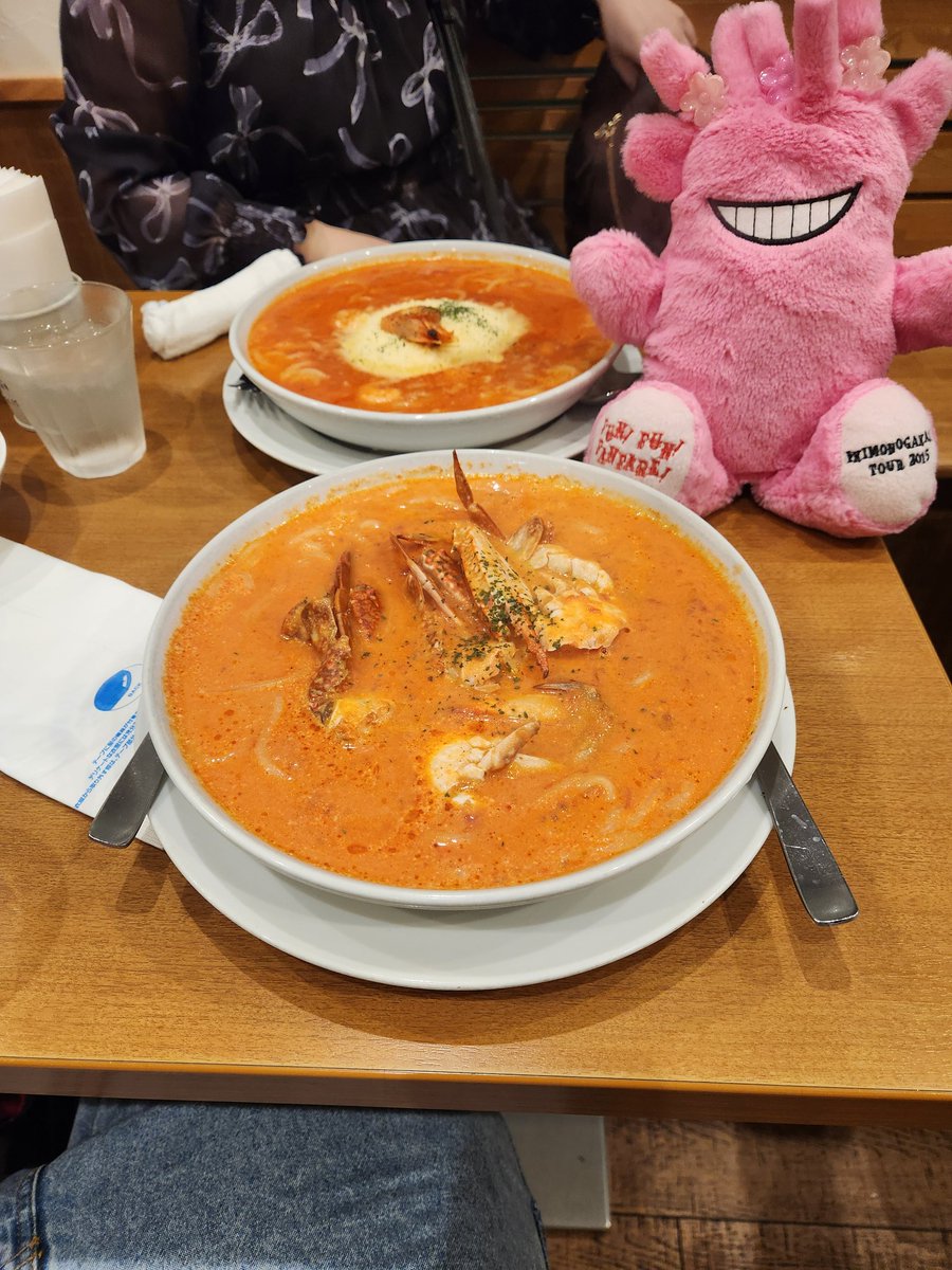 TA_SHO's tweet photo. いきともさんに子守りをお願いして......しっかり群馬観光とライブを満喫させていただきました🤗去年の横アリ以来の4連番！！ど真ん中から「ショウガン」を堪能しました🤑パスタアフターした後は余裕を持って、高崎駅から夜行バスで帰ります！！明日は仕事♪ https://t.co/N48d9wSnB1