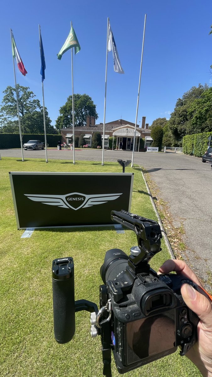 DPbox's tweet photo. Oggi riprese per #3EMME2A di Milano al showcase #testdrive delle #macchine #cars #EVcars #automotive della gamma #Genesis della @Hyundai_Global presso Olgiata Golf Club a Roma https://t.co/nWDcRh7cgi