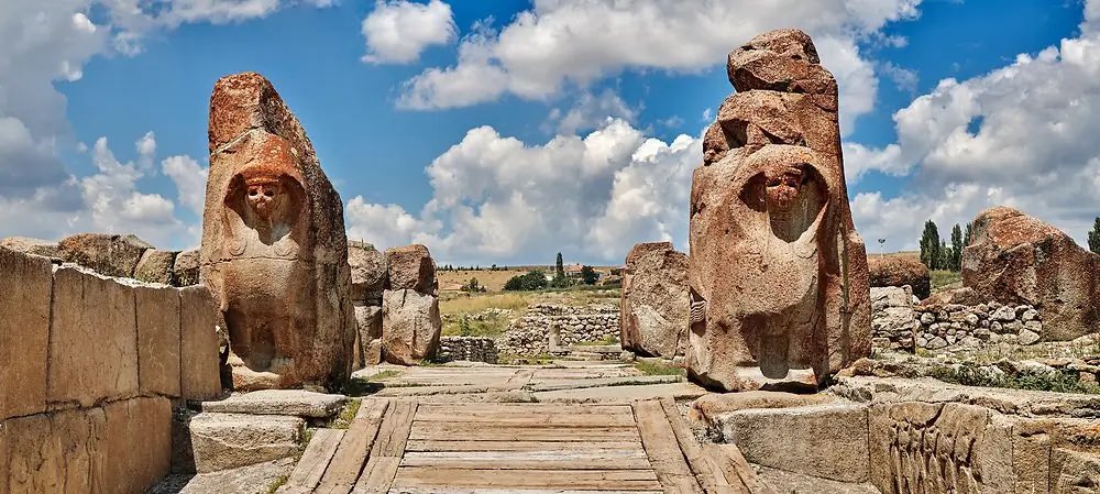FerdiF0x's tweet photo. @WorstGenHQ komm alcahöyük leaks suchen https://t.co/71cy4lww1N