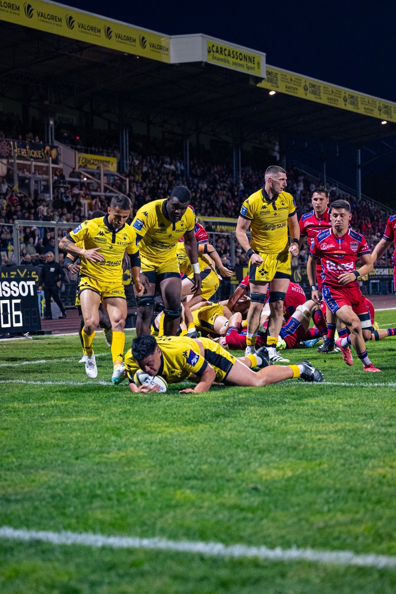 us_carcassonne's tweet photo. Premier essai en @rugbyprod2 pour notre pilier droit de 21 ans : Nicolas Fenuafanote !
#USCASBH #DéfendreNotreCité ⚔️ https://t.co/ljavToXAWL