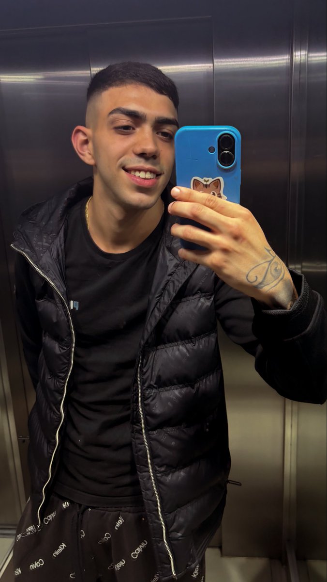 nosoylautaroo's tweet photo. Arranco el frío nomas 🥶 https://t.co/4F2WhkIN98