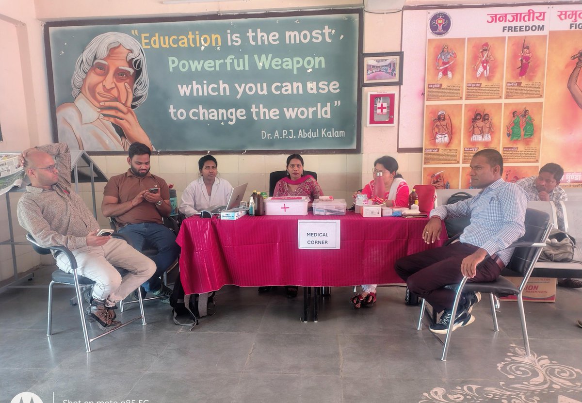 PMSHRIEMRSBW's tweet photo. Post evaluation, selected candidates were awarded Letters of Intent, marking the beginning of their professional journey. This initiative truly embodies the spirit of “Learn and Earn,” empowering students with real career opportunities and industry exposure. https://t.co/fVBtoHa1gW