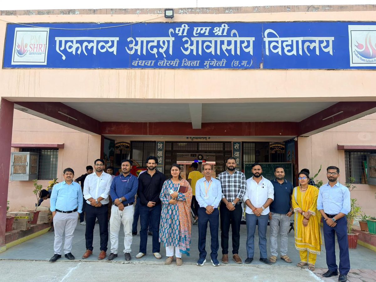 PMSHRIEMRSBW's tweet photo. Post evaluation, selected candidates were awarded Letters of Intent, marking the beginning of their professional journey. This initiative truly embodies the spirit of “Learn and Earn,” empowering students with real career opportunities and industry exposure. https://t.co/fVBtoHa1gW