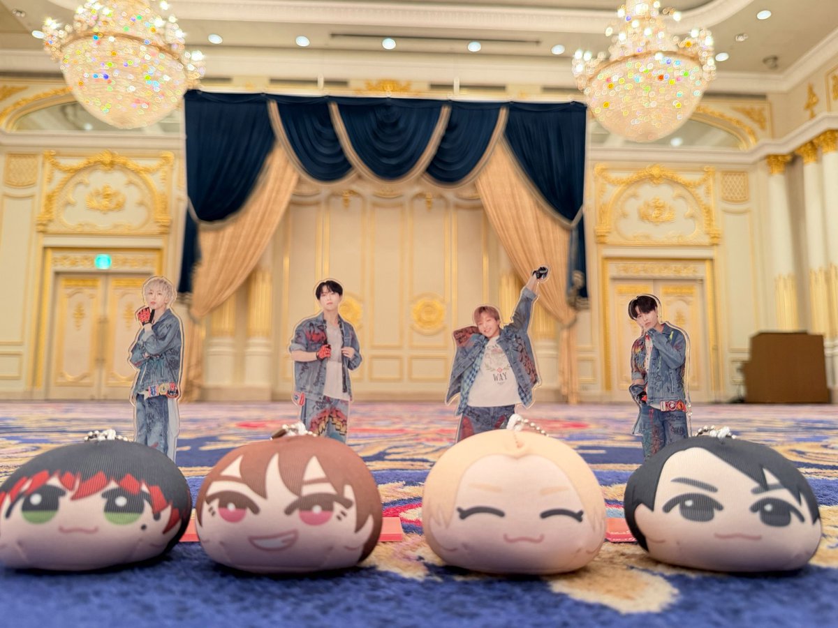 うり tweet media