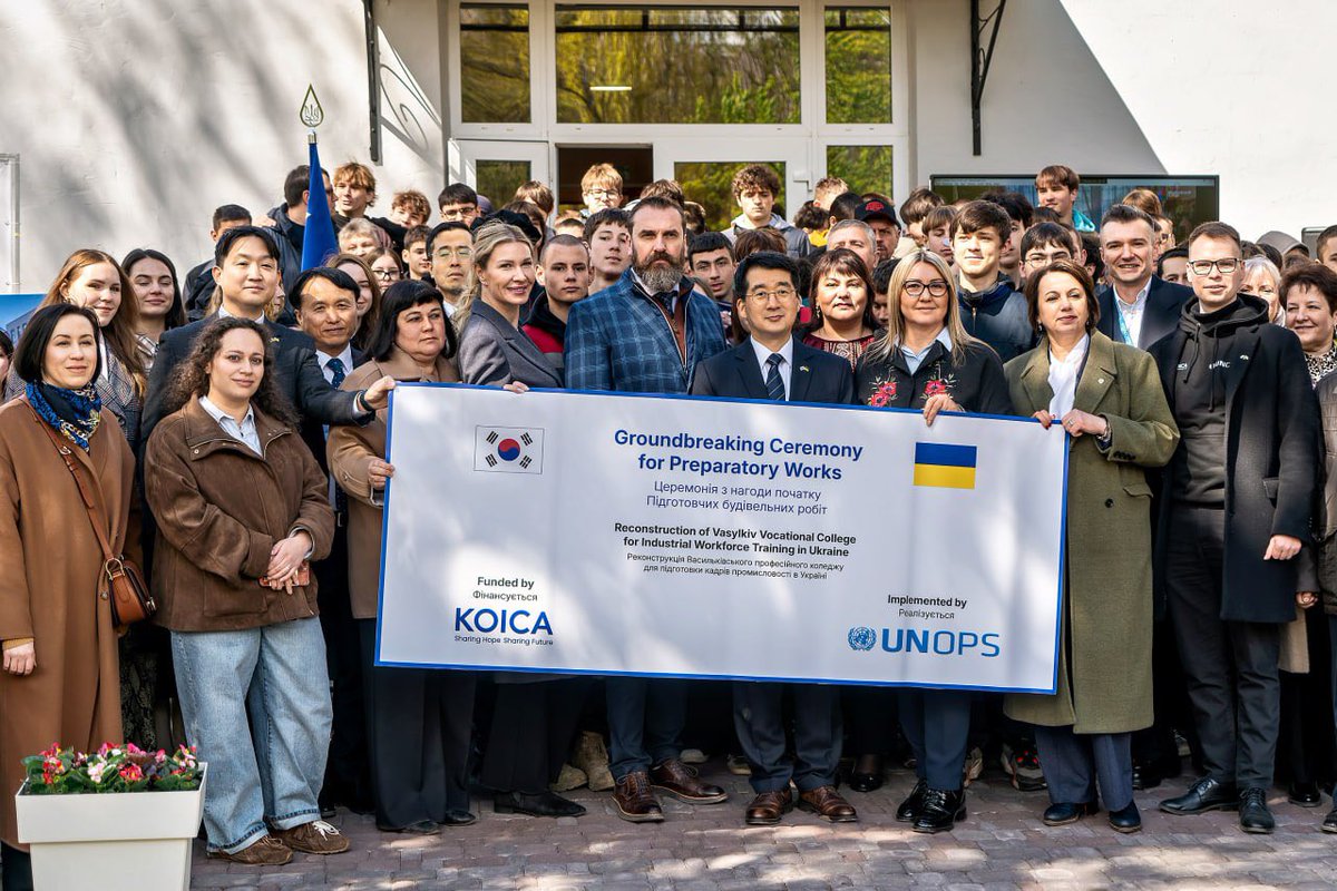 MON_UKRAINE's tweet photo. 🇺🇦🇰🇷 Republic of Korea supports rebuilding a VET college in Ukraine
The previous building was destroyed by a russian missile in 2022. Now, with support from @KOICA &amp; @UNOPS, reconstruction has started. It is new opportunities for skills development.
Grateful @MOFAkr_eng 🤝 https://t.co/ScI76UQQ66