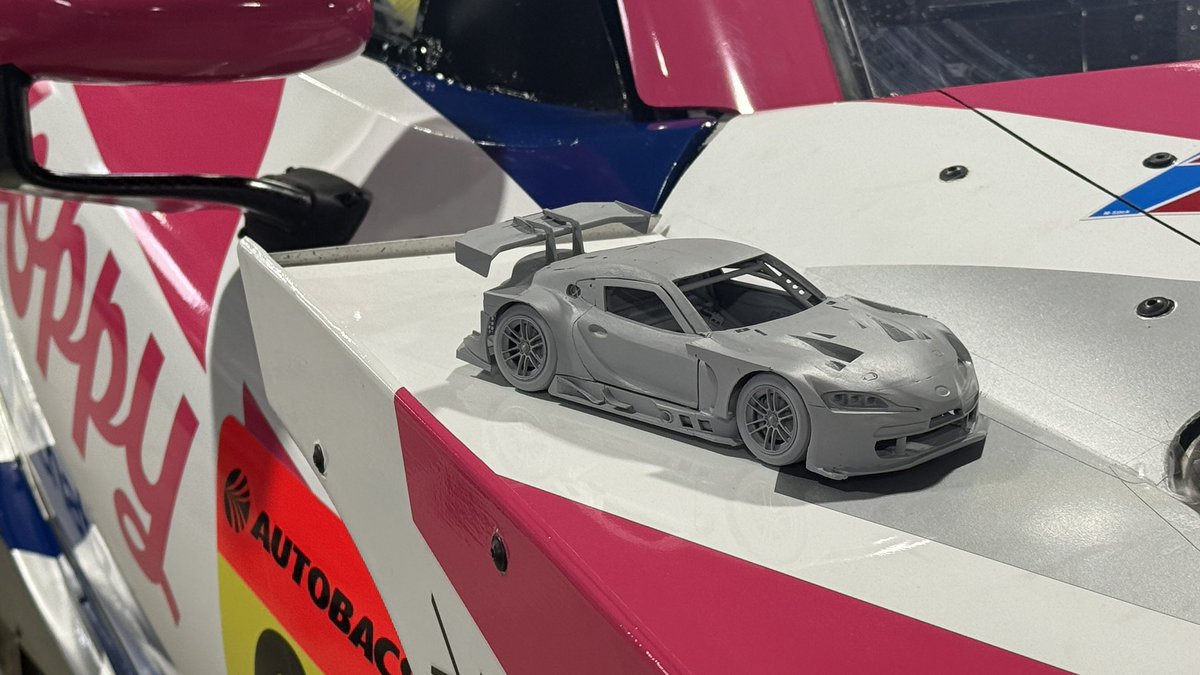 FALCONLABO_2025's tweet photo. #hoppyシャッツgrスープラ
スクラッチモデル試作、ほぼ完成。
2026形状のホッピー号各種パーツを再現。
今後行う内装徹底製作を良く見えるようにするため、ドアは開閉仕様にて製作。
ぜひ来週の富士ピットウォーク等に見に来てください。
#スーパーGT
#grスープラ
#gt300 https://t.co/Fb8WqecMQM