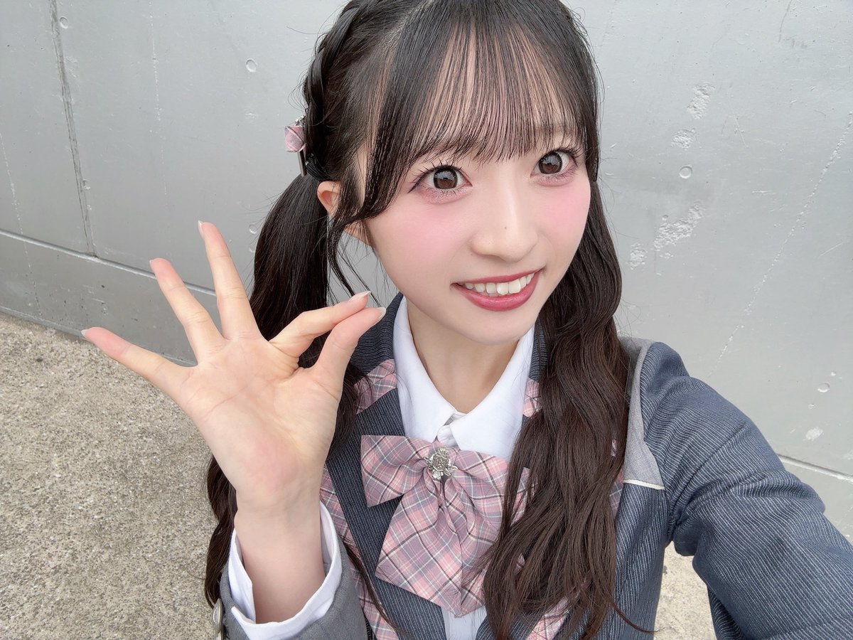 秋山由奈 tweet media