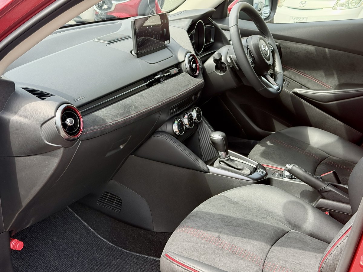 ハチワレカーライフ/ Hachiware CarLife tweet media