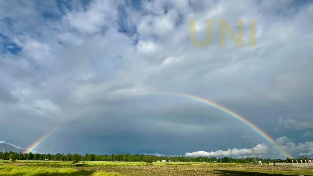 UNI_Photos's tweet image. In Photos | A rainbow arches across the sky over lush fields following rainfall in Kashmir.

📸: Shah Junaid / UNI

#Rainbow | #Kashmir | #KashmirValley | #Monsoon | #Rainfall | #JammuandKashmir | #UNI