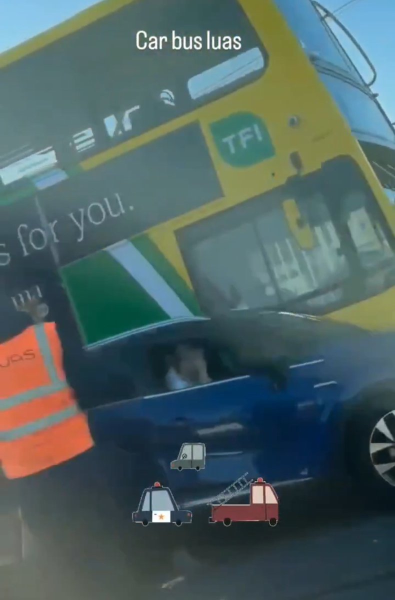 konshter's tweet photo. @Polito_loco Not assuming her gender or anything, but she looks too embarrassed to even go out of the vehicle, sad look really.. https://t.co/zLqLBQusn8