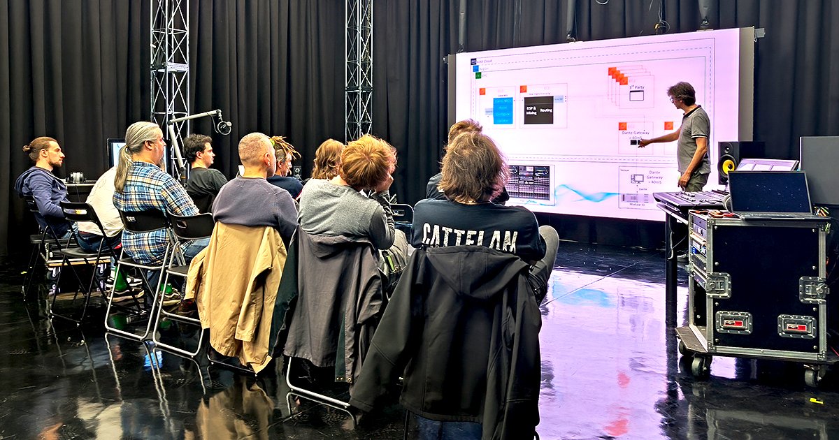 LeadingTechnolo's tweet image. ● Sessione in sede con i professionisti broadcast dove abbiamo approfondito le ultime novità #CalrecAudio, tra cui:

🔷Argo (mixer IP-native);
🔷Type R (workflow distribuiti);
🔷ImPulse (core DSP).

Scarica la Brochure #Broadcast👉shorturl.at/iv68G

#Calrec #radio #tv