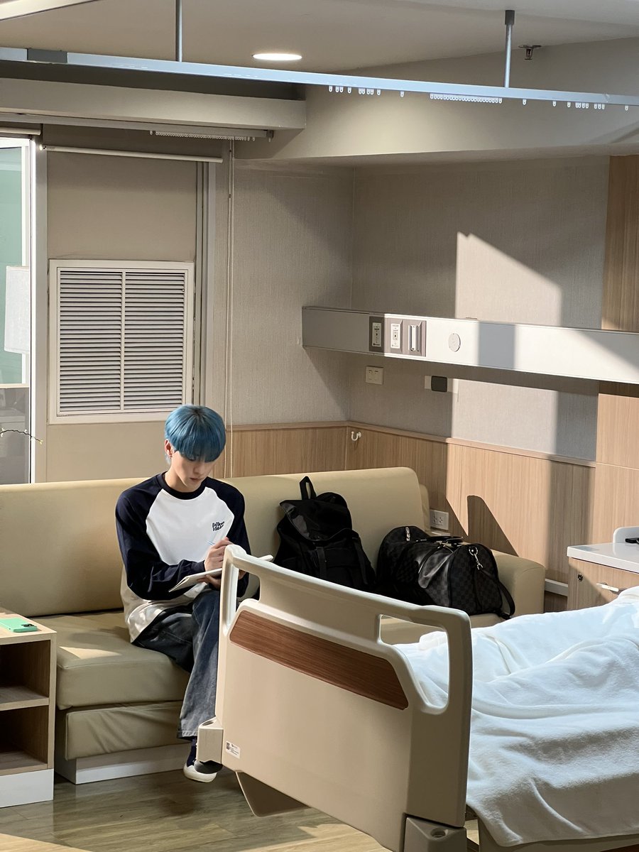 อาทิตย์ ลูก ดิเรก tweet media