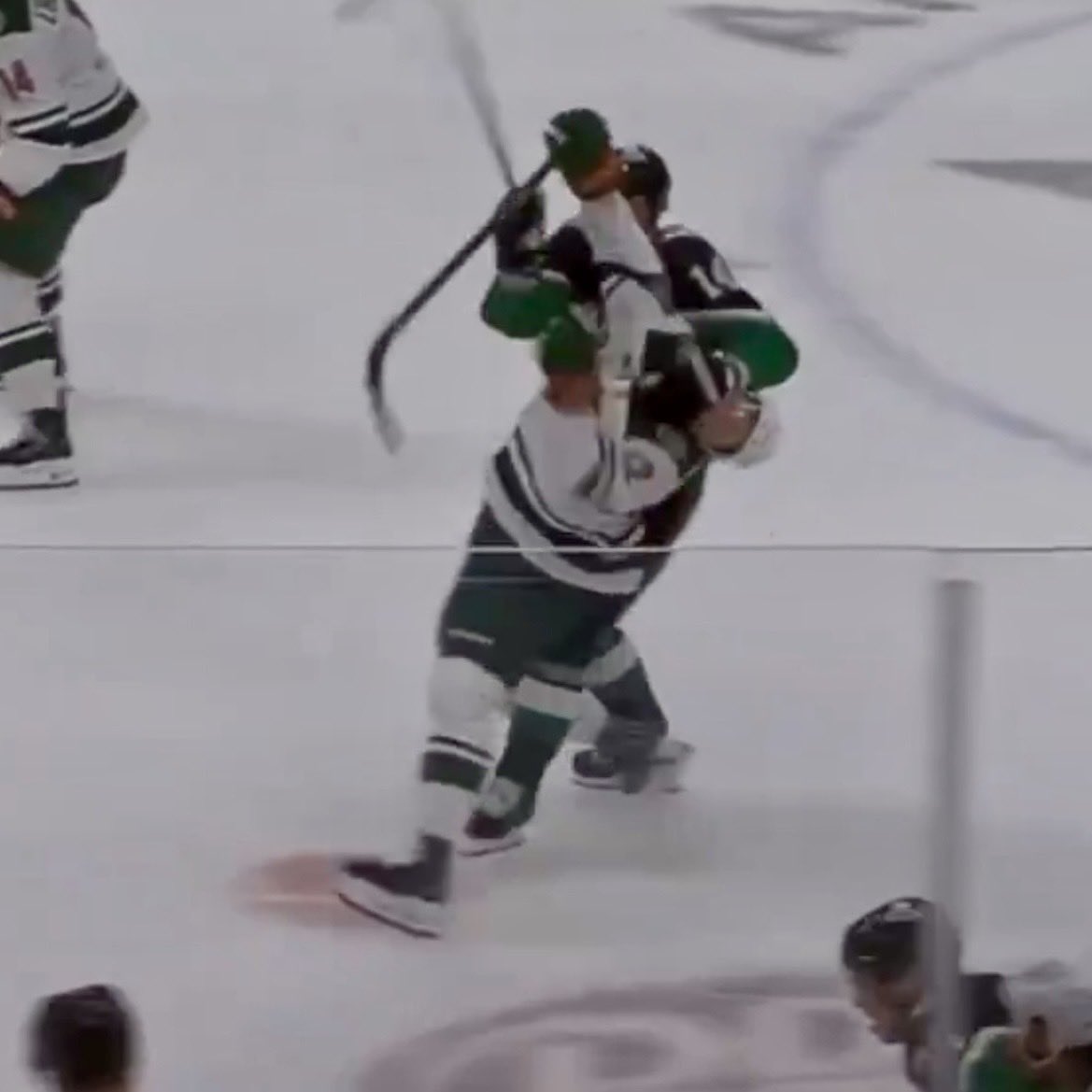 Wild Side Snipes tweet media