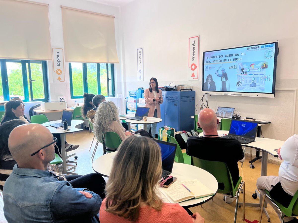 cfiemiranda's tweet photo. Sesión de trabajo con @cfiebenavente @CFIE_CR @CFIE_Ponferrada en visita #Innova_Acción #Innova_Red
🤝👩🏫👨🎓Convivencia, intercambio y aprendizaje para estrechar lazos y crecer juntos #TendiendoPuentes
#FormarConFuturo
#innovaCyL
#formaciónCyL https://t.co/LUNuWpRKLK