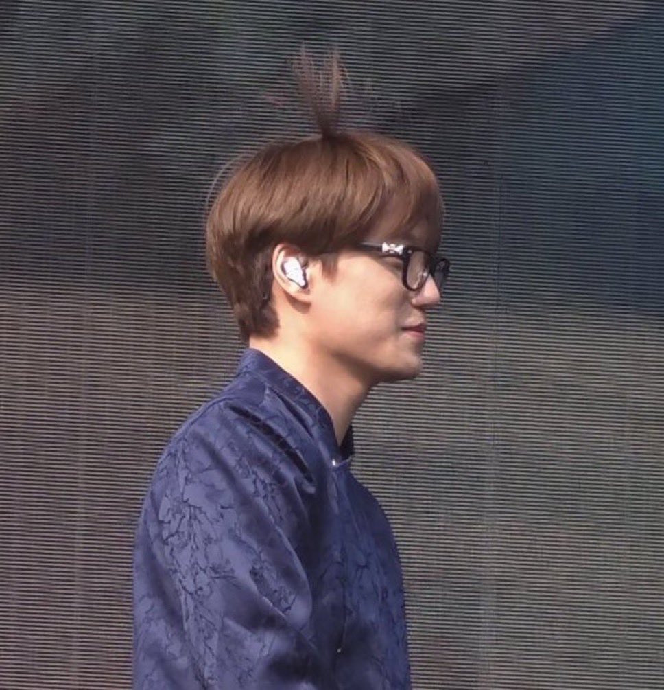 melon karısı⋆｡˚꩜ tweet media