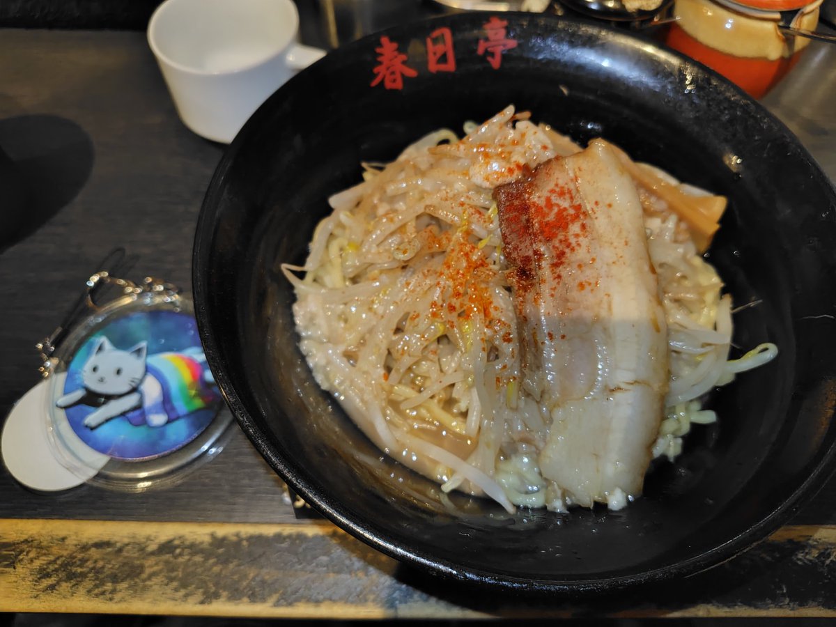 今日もオフ会行ってきました
油そば食ってラーメン食ってボウリングに卓球、喫茶店でケーキ食ってバッティングセンターで打ったりタイムクライシス4 をマネーパワーでクリアしたりラーメン食ったり最高でした