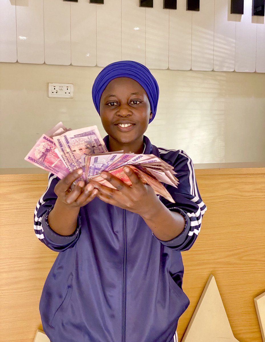 CapitalFMUganda's tweet image. Meet Namulindwa Shammim, who bagged cash from the on-air Secret Sound challenge after staying locked in with #AmToPM and #Consolate

Keep tuning in to #CapitalFM for your chance to win big.

#Secretsound #CapitalFM