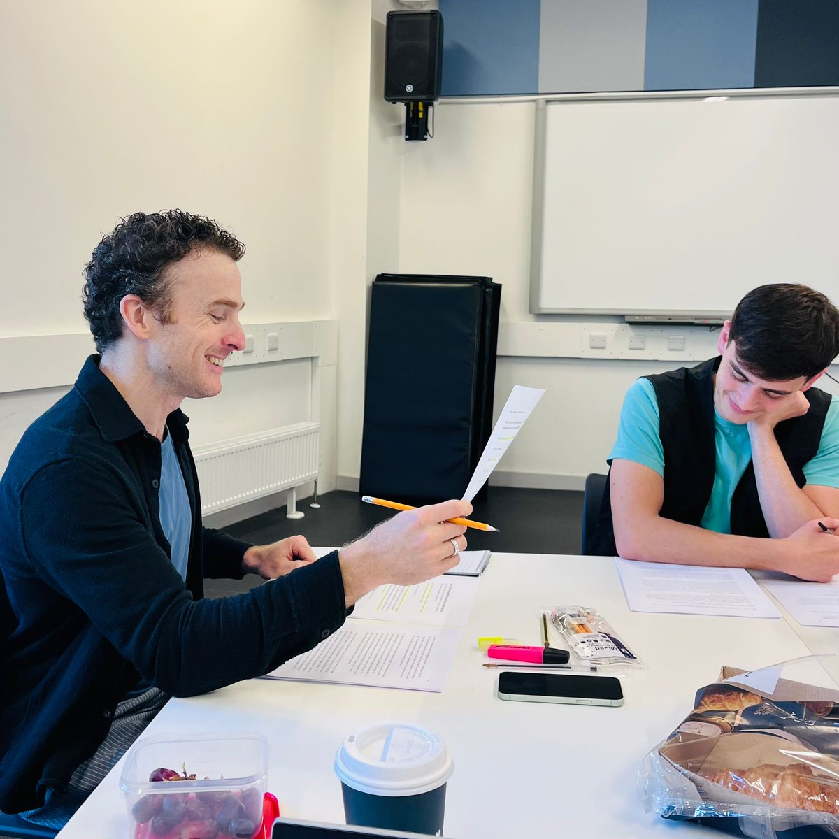 inkbrew's tweet image. 🎭 Rehearsals are underway

We're back in the room with the cast &amp;amp; creative team of #TheBBCsFirstHomosexual.

Based on a rediscovered 1954 BBC transcript, the play explores identity, love &amp;amp; fear in a world that demanded silence.

🎭 Wilde Stages @GayTheatre, Dublin
📅 11–16 May