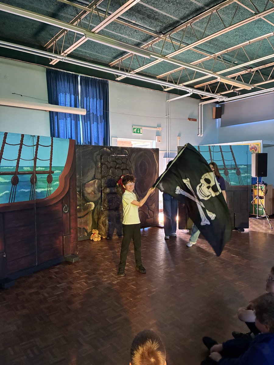 latimerprimary's tweet image. #Class6VL has loved watching ‘Treasure Island’ today. The workshop afterwards has really helped us think about how we will perform our very own production at the end of the year #excitingtimes #endofyearprep #Theatre