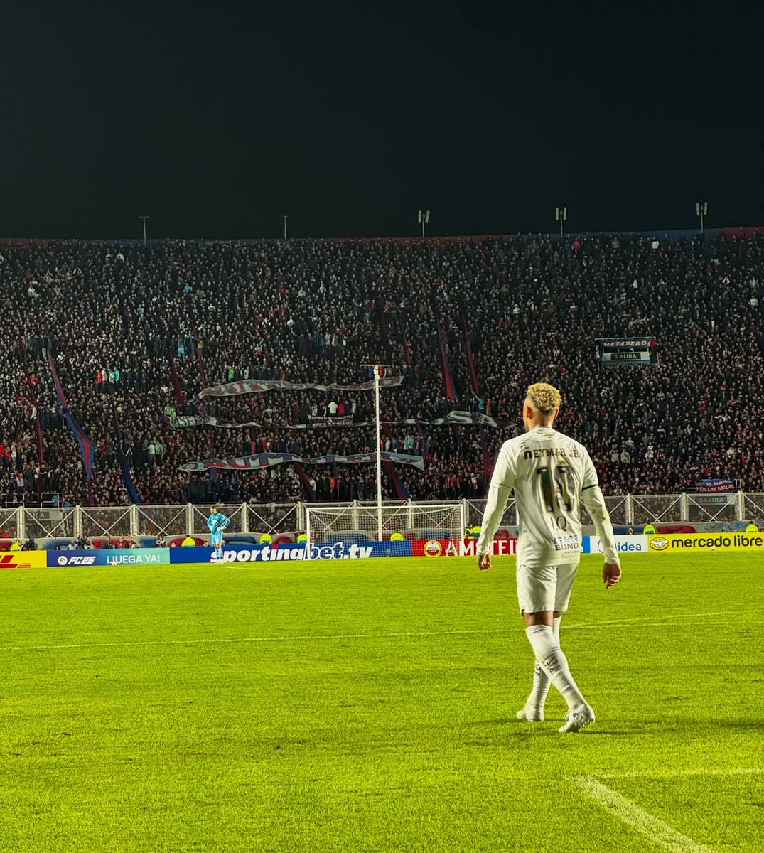 OpCiclon's tweet photo. 🗣️ “La hinchada cantó todo el partido, nunca había sentido algo así fuera de Brasil”

Neymar Da Silva Santos Júnior, post partido ante #SanLorenzo.

Boedo siempre es fiesta Ney 👊🏼💙❤️ https://t.co/EO7vj03PB7