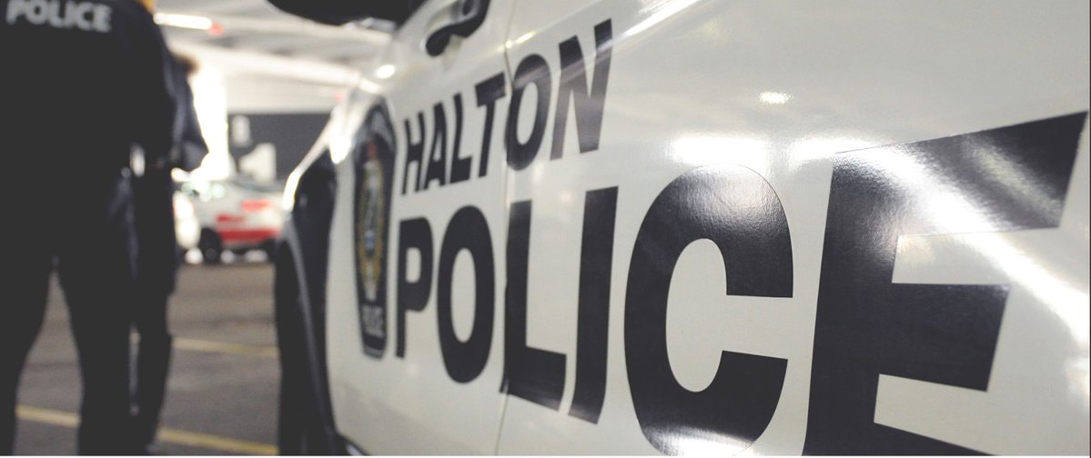 BayObserver's tweet image. Aldershot residents woke up to be confronted with armed home invaders
@HaltonPolice 
bayobserver.ca/aldershot-coup… #hamont #BurlON #HomeInvasion