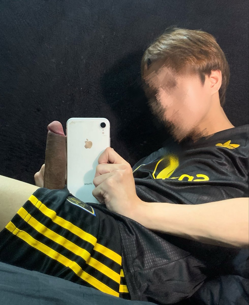 Bossxt18 tweet media