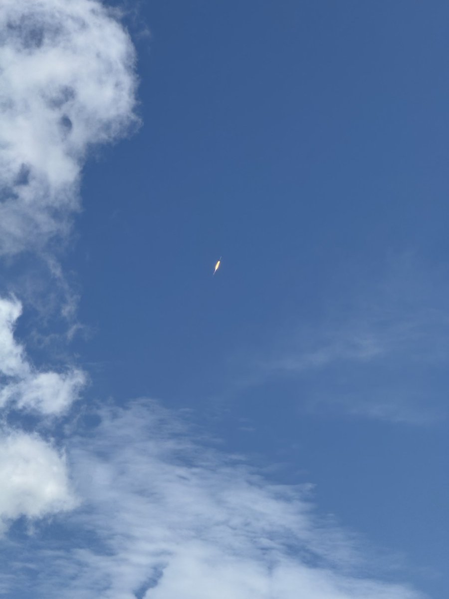 GamesClassicCL's tweet photo. @ControlMision #falconheavy @SpaceX https://t.co/r1AYzMHv6B
