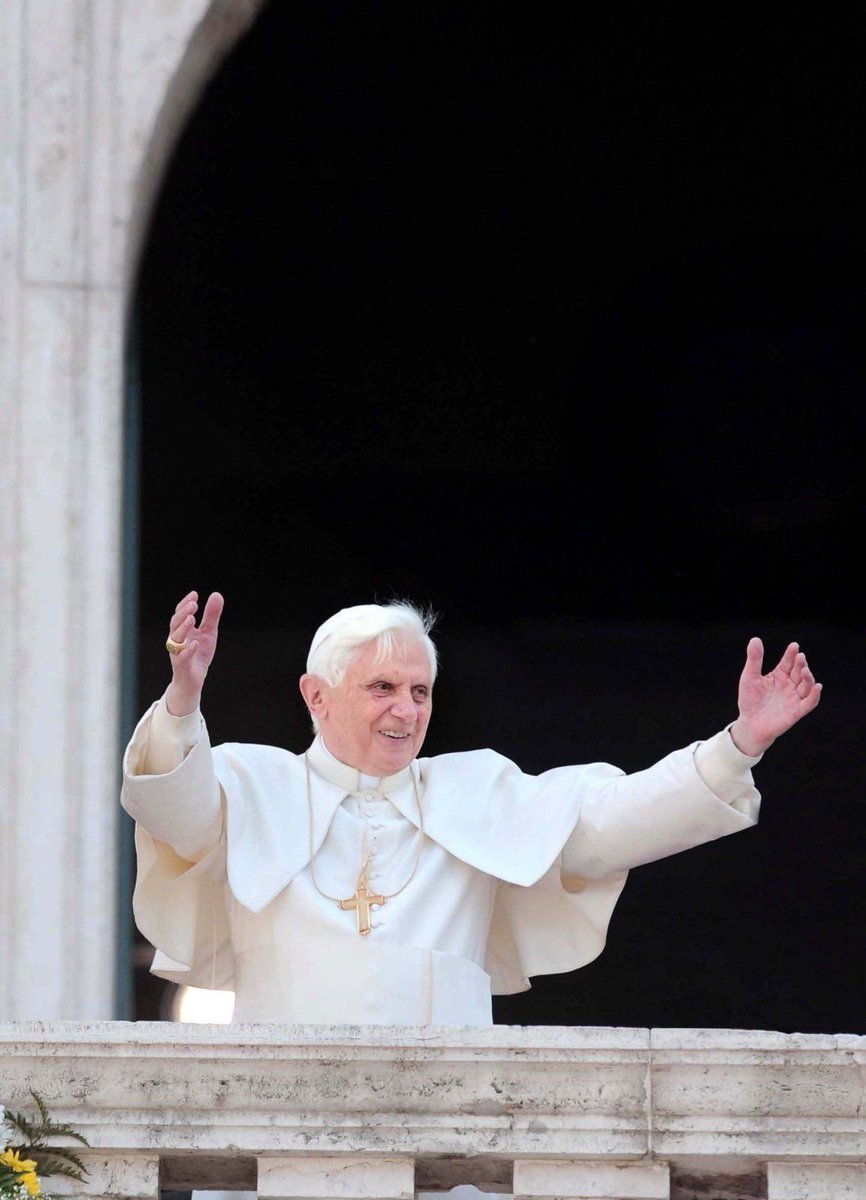 hourly pope benedict tweet media