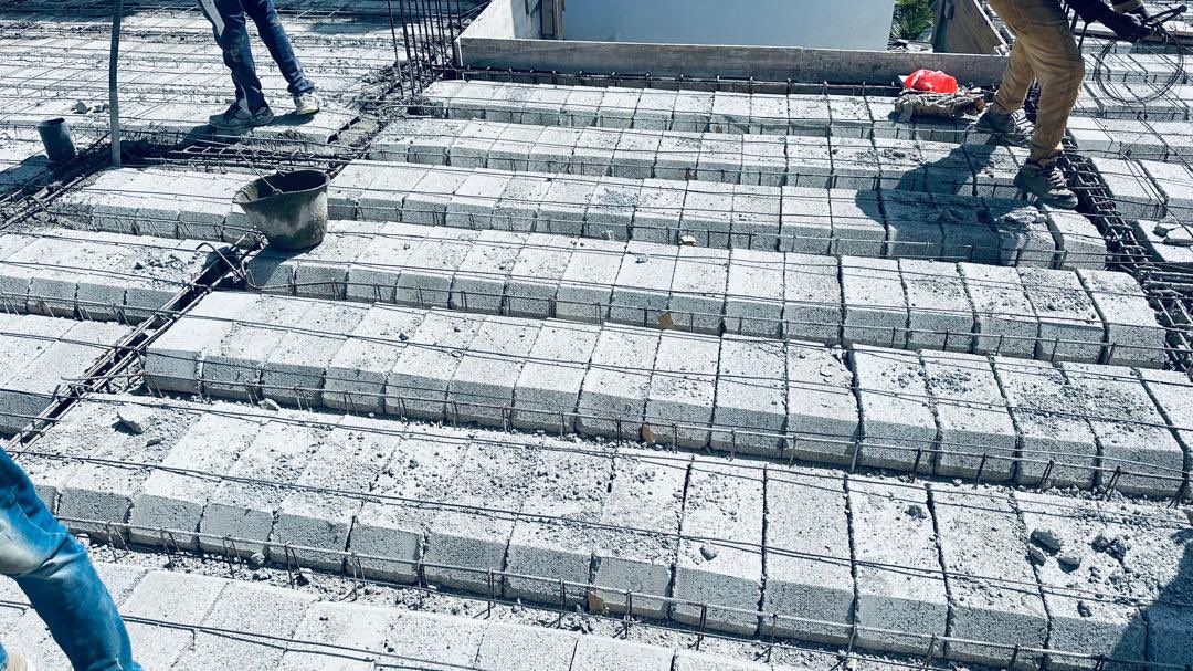 bcit_dakar's tweet photo. BCIT remercie MR GUEYE pour lui avoir confié le contrôle technique de la construction d’un immeuble R+5 à Liberté 6.
BCIT, pérennisez vos investissements. https://t.co/t1CpVFs7xV