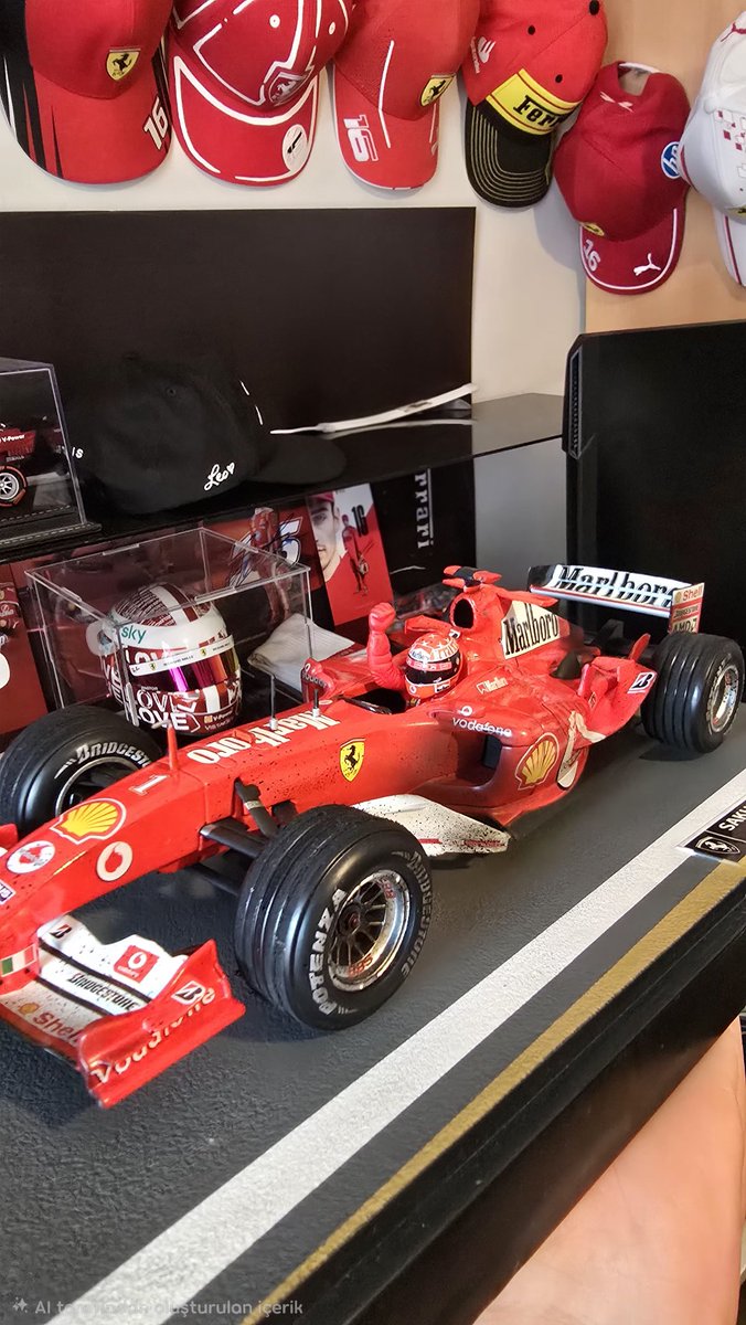 FeliceFanDiLec's tweet photo. MICHEAL SCHUMACHER FERRARI F2004 😍😍 https://t.co/Jp0WEXXlsw